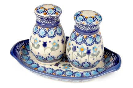 Detail image of Vena Savannah Salt & Pepper Shaker — Polish Pottery