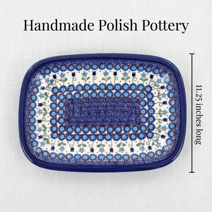 Detail image of Vena Savannah Medium Serving Piece — Polish Pottery