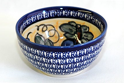 Detail image of Zaklady Grapes Dining Plates & Bowls — Polish Pottery