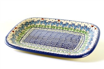 Detail image of Vena Garden Tulip Medium Serving Piece — Polish Pottery