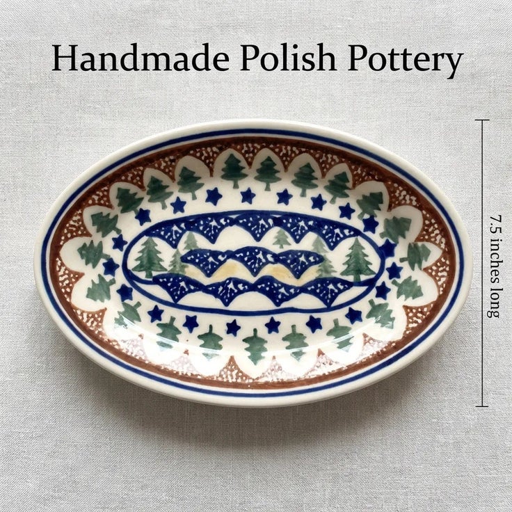 Detail image of Zaklady Evergreen Salt & Pepper Shaker — Polish Pottery