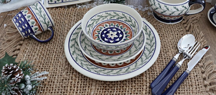 Zaklady Evergreen Dining Plates & Bowls — Polish Pottery