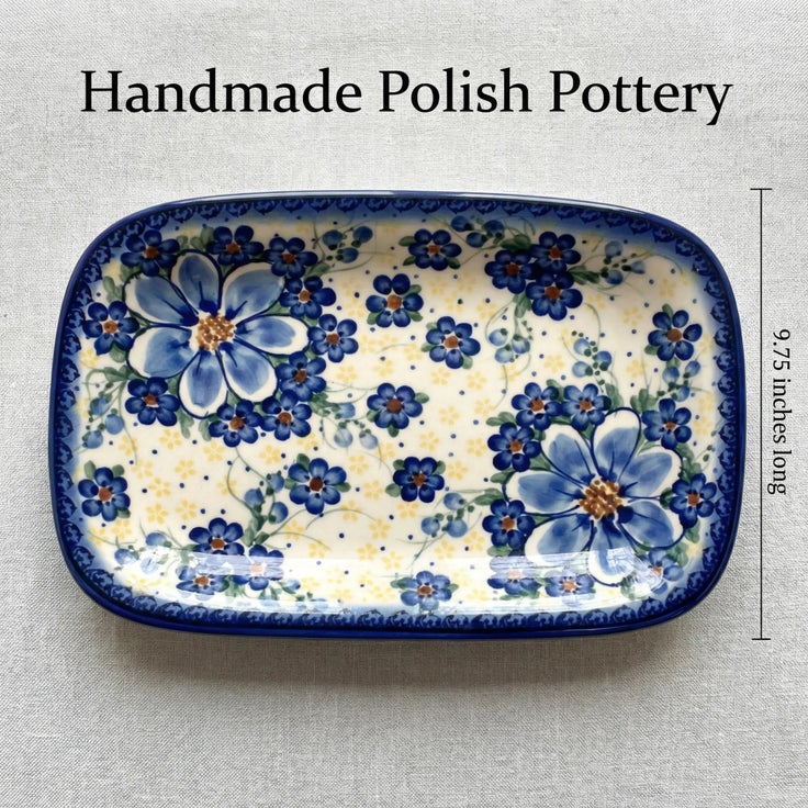 Detail image of Vena Daisy Surprise Small Serving Piece — Polish Pottery