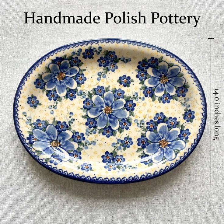 Detail image of Vena Daisy Surprise Large Serving Piece — Polish Pottery