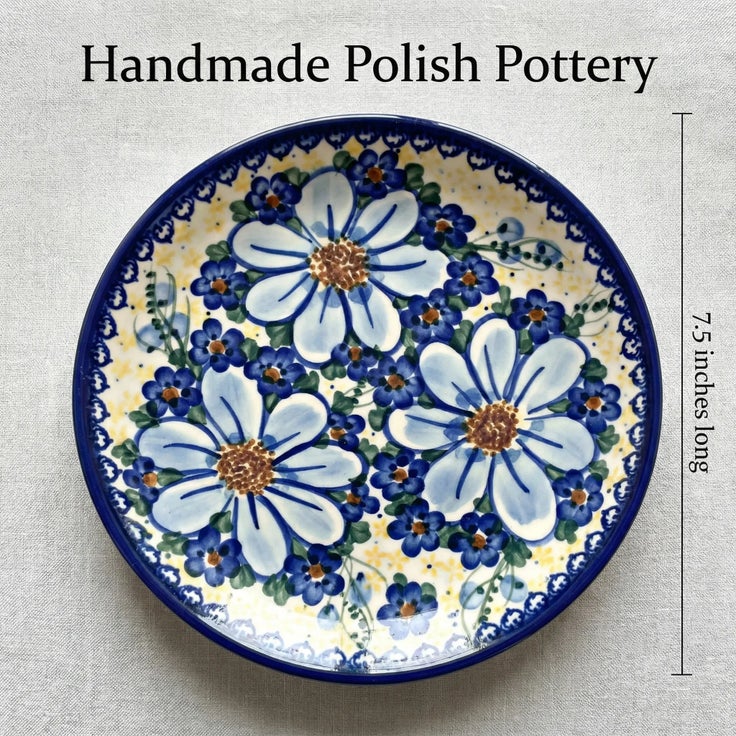Detail image of Vena Daisy Surprise Dining Plates & Bowls — Polish Pottery