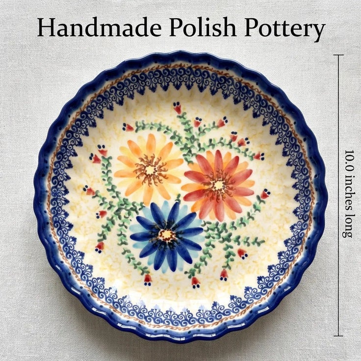 Detail image of Vena Autumn Burst Pie Plate — Polish Pottery