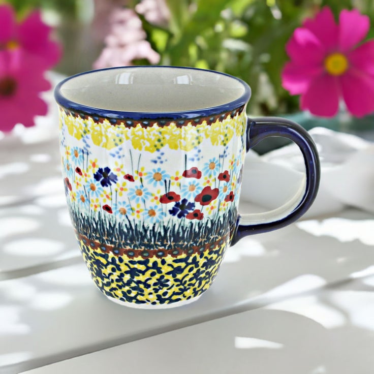 Detail image of Manufaktura Prairie Garden Mug — Polish Pottery