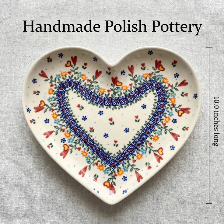 Detail image of Vena Hearts & Flowers Décor — Polish Pottery
