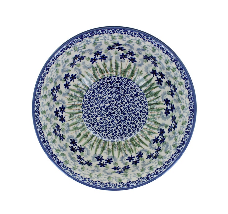 Detail image of Manufaktura Brienna Dining Plates & Bowls — Polish Pottery