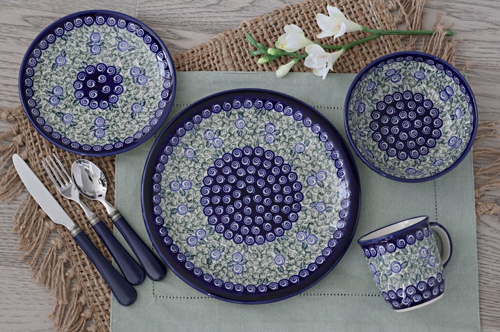 Zaklady Seaside Swirl Dining Plates & Bowls — Polish Pottery