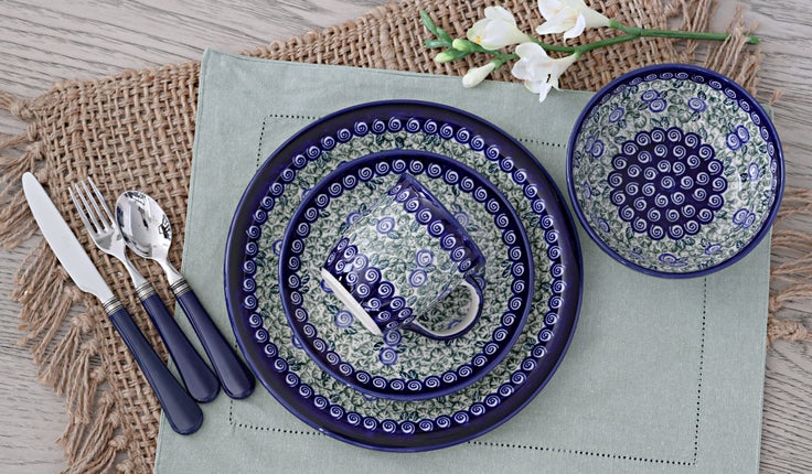 Detail image of Zaklady Seaside Swirl Dining Plates & Bowls — Polish Pottery