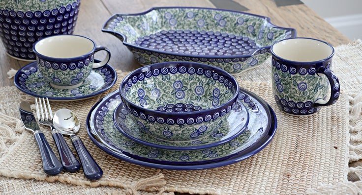 Detail image of Zaklady Seaside Swirl Dining Plates & Bowls — Polish Pottery