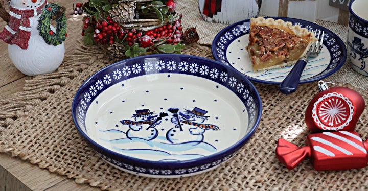 Zaklady Frosty Friend Pie Plate — Polish Pottery