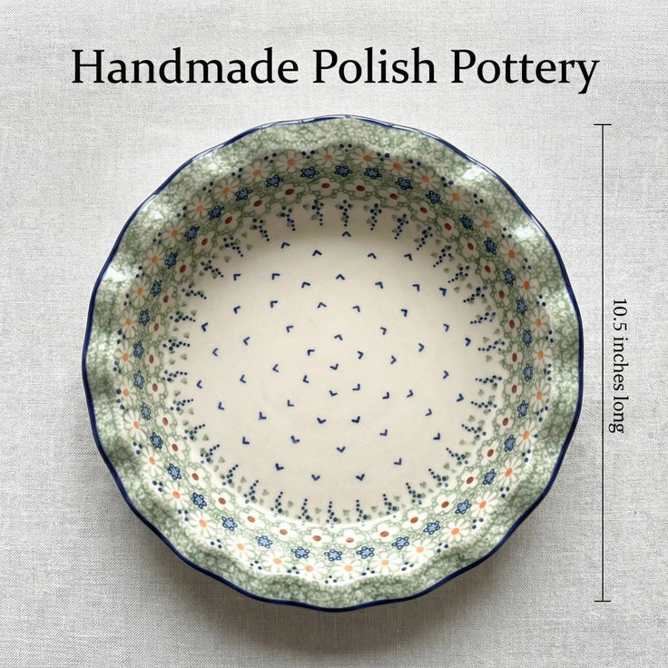 Detail image of Manufaktura Green Daisy Pie Plate — Polish Pottery