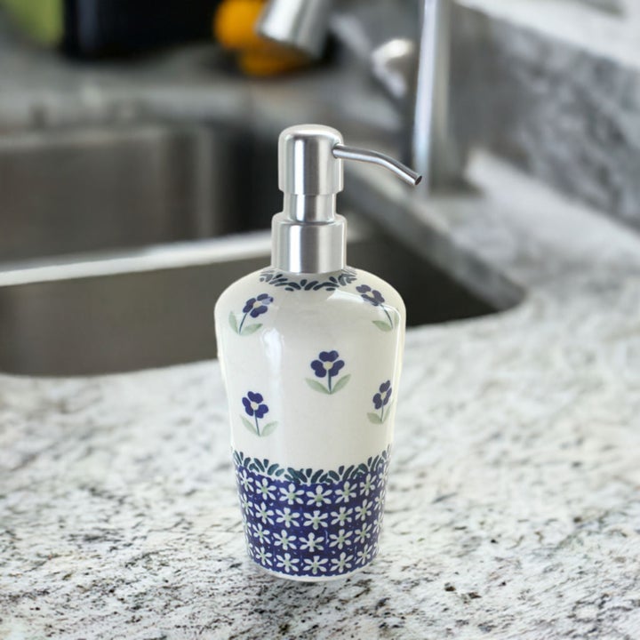 Manufaktura Blue Daisy Bathroom Accessories — Polish Pottery