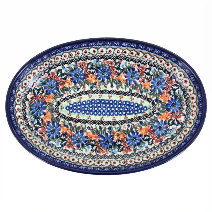 Detail image of Vena Ashley Large Serving Piece — Polish Pottery