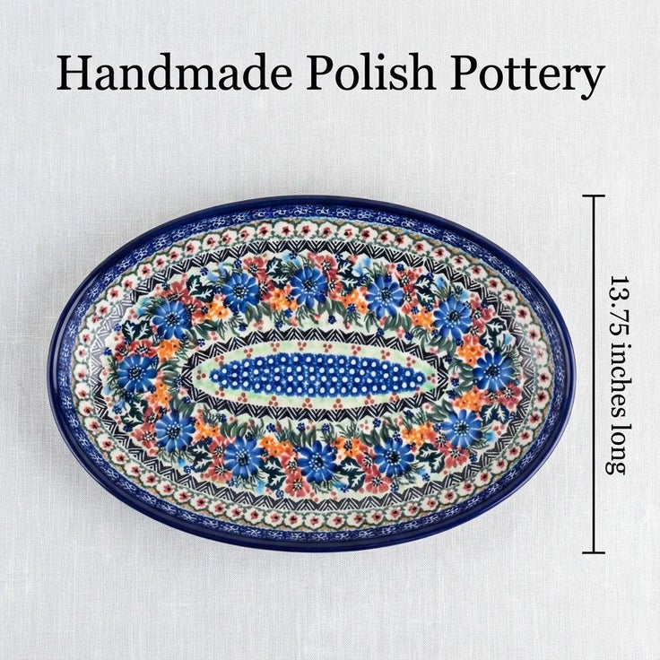 Detail image of Vena Ashley Large Serving Piece — Polish Pottery