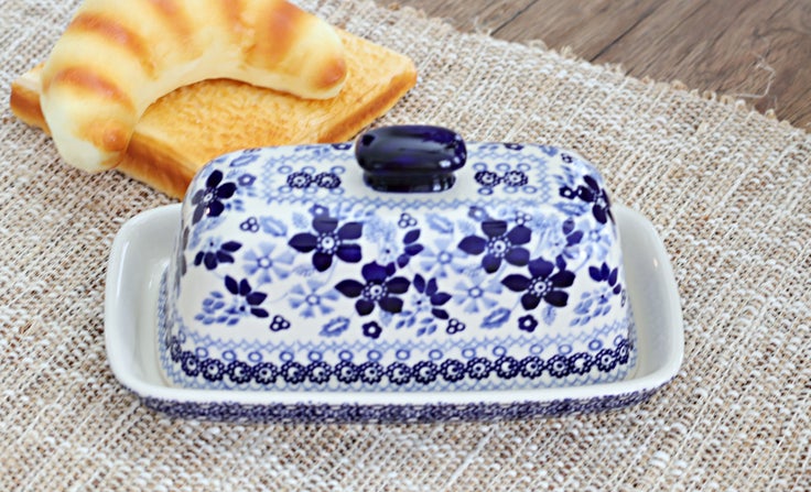 Detail image of Manufaktura Vintage Blue Daisy Butter Dish — Polish Pottery
