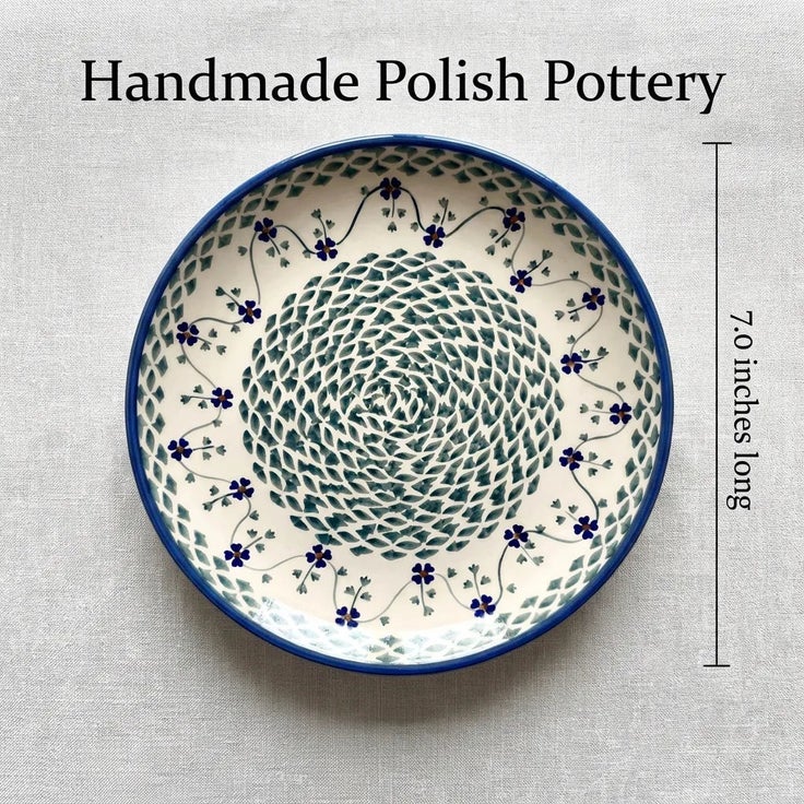 Detail image of Manufaktura Tulip Dining Plates & Bowls — Polish Pottery