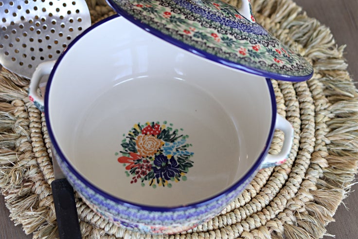 Detail image of Ceramika Artystyczna Summer Blooms Medium Bakeware — Polish Pottery