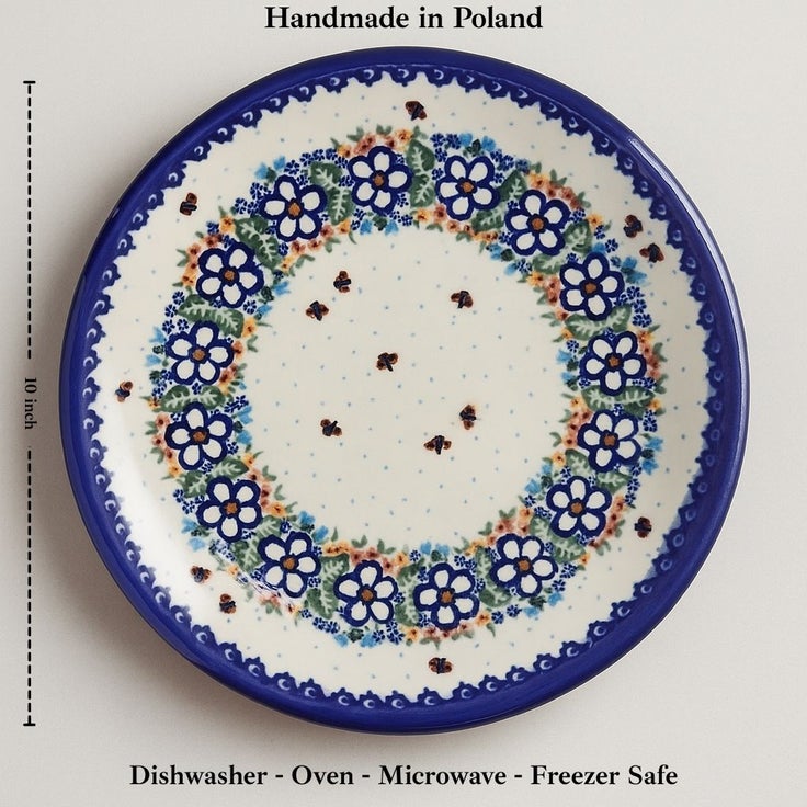 Detail image of Vena Scarlett Dining Plates & Bowls — Polish Pottery