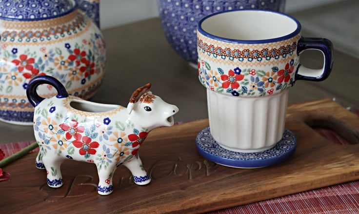 Detail image of Manufaktura Red Daisy Coffee & Tea Accessories — Polish Pottery