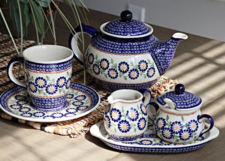 Detail image of Manufaktura Peach Blossom Teapot — Polish Pottery