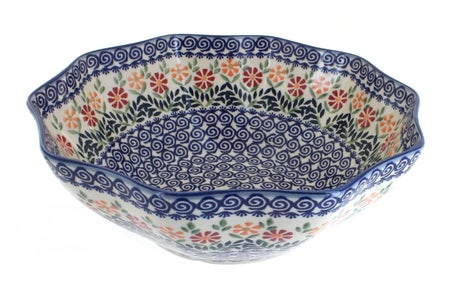 Manufaktura Garden Bouquet Medium Serving Piece — Polish Pottery