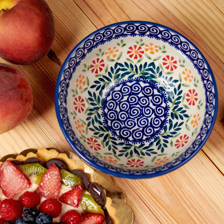 Detail image of Manufaktura Garden Bouquet Dining Plates & Bowls — Polish Pottery