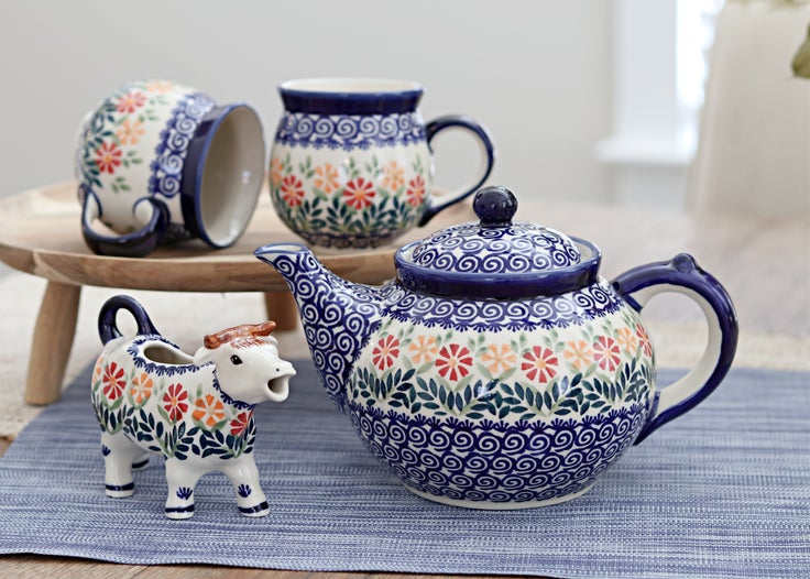 Detail image of Manufaktura Garden Bouquet Mug — Polish Pottery