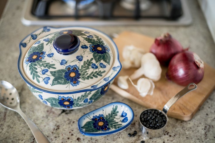Detail image of WR Unikat Forget Me Not Medium Bakeware — Polish Pottery