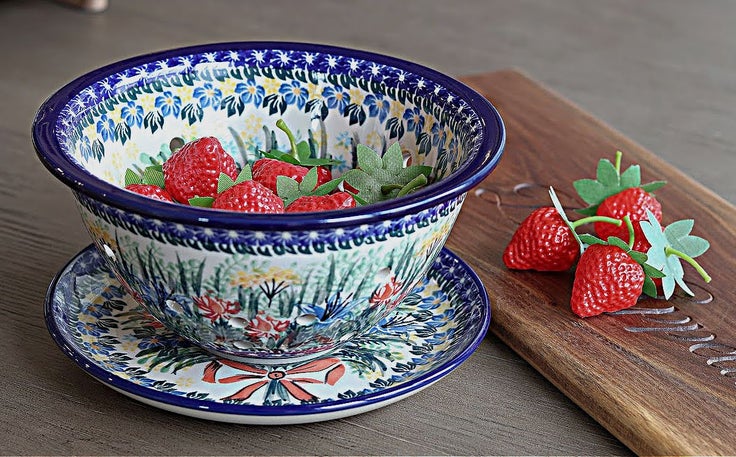 Detail image of Ceramika Artystyczna Day Lily Bouquet Countertop Accessories — Polish Pottery