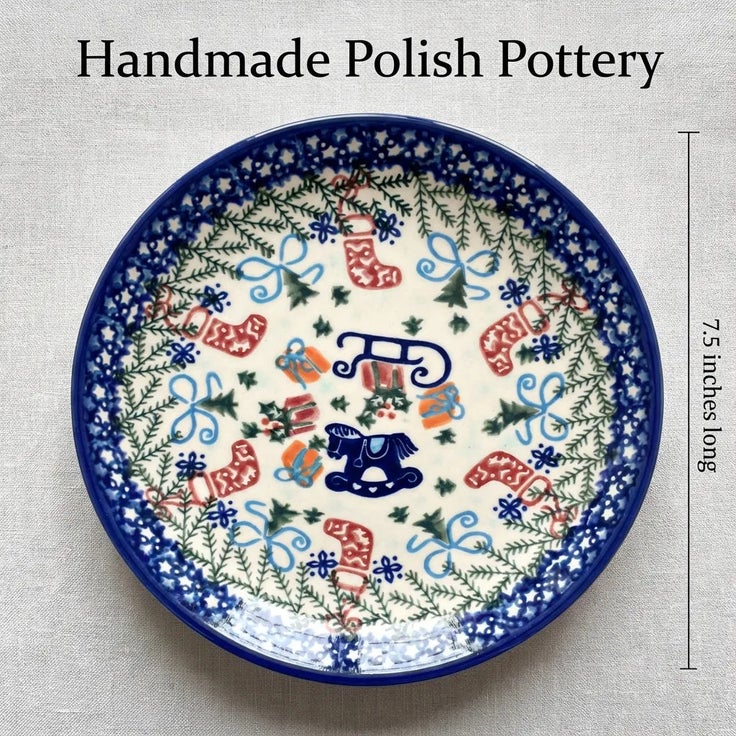 Detail image of Vena Christmas Bounty Dining Plates & Bowls — Polish Pottery