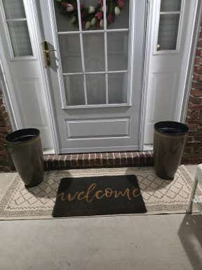Customer photo for review titled "Nice runner for porch!"