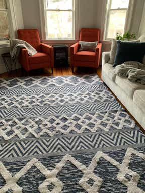 Customer photo for review titled "Beautiful Rug"