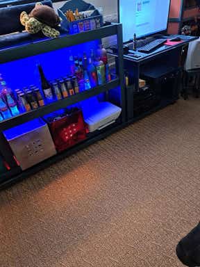 Customer photo for review titled "Nice quality rug"