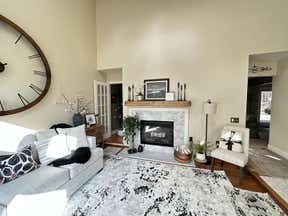 Customer photo for review titled "Beautiful and soft.  Great quality."