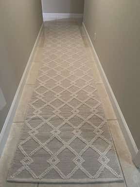 Customer photo for review titled "Beautiful runner!"