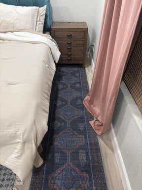 Customer photo for review titled "Moody easy to flatten"