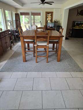 Customer photo for review titled "Nice Rug"