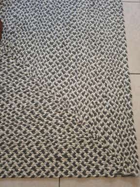 Customer photo for review titled "Nice Rug"