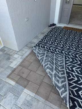 Customer photo for review titled "Great outdoor rug pad"