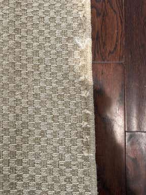 Customer photo for review titled "Do not recommend"