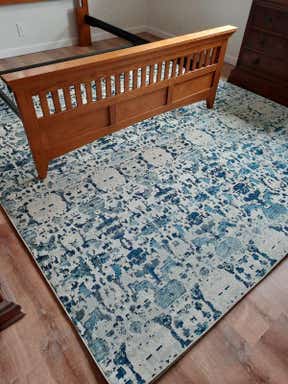 Customer photo for review titled "Amulet rug"