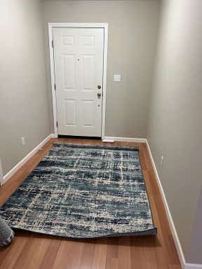 Customer photo for review titled "Very Gray"