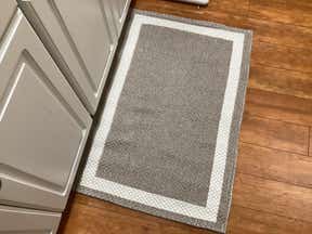 Customer photo for review titled "Small area rug"