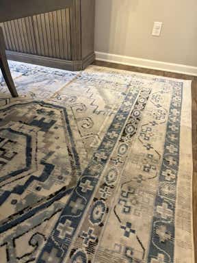 Customer photo for review titled "Do NOT buy unless you like wrinkles"
