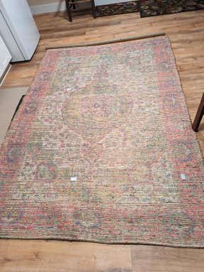 Customer photo for review titled "Received wrong rug!"