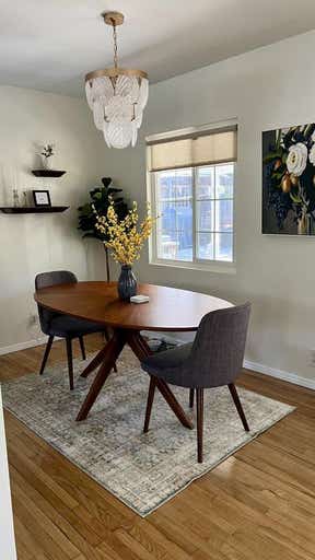 Customer photo for review titled "Beautiful & great quality"