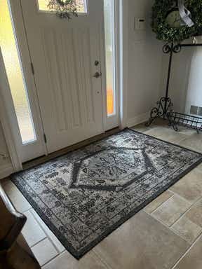 Customer photo for review titled "Perfect Entrance"